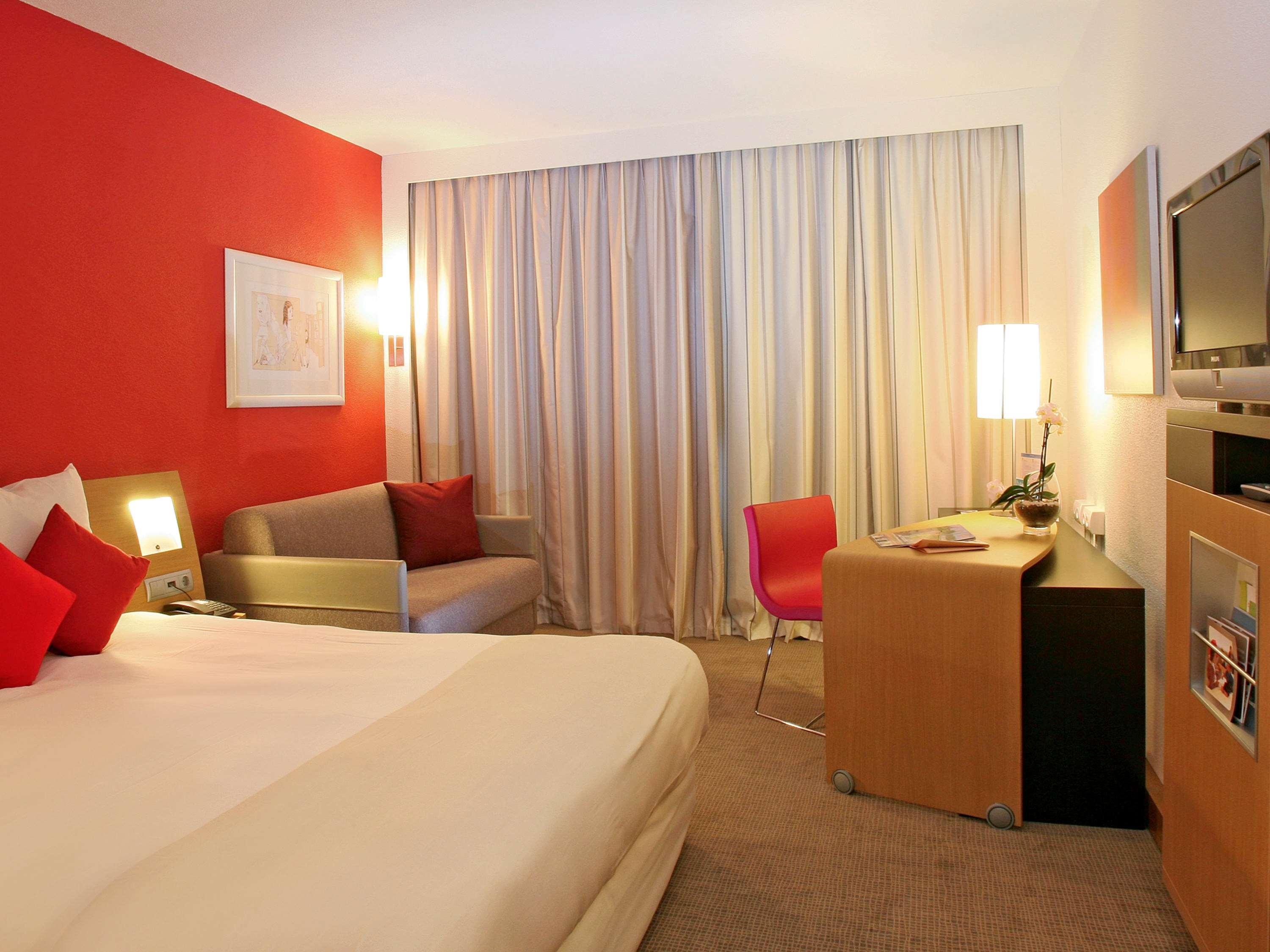 Novotel Porto Gaia Вила Нова ди Гая Екстериор снимка