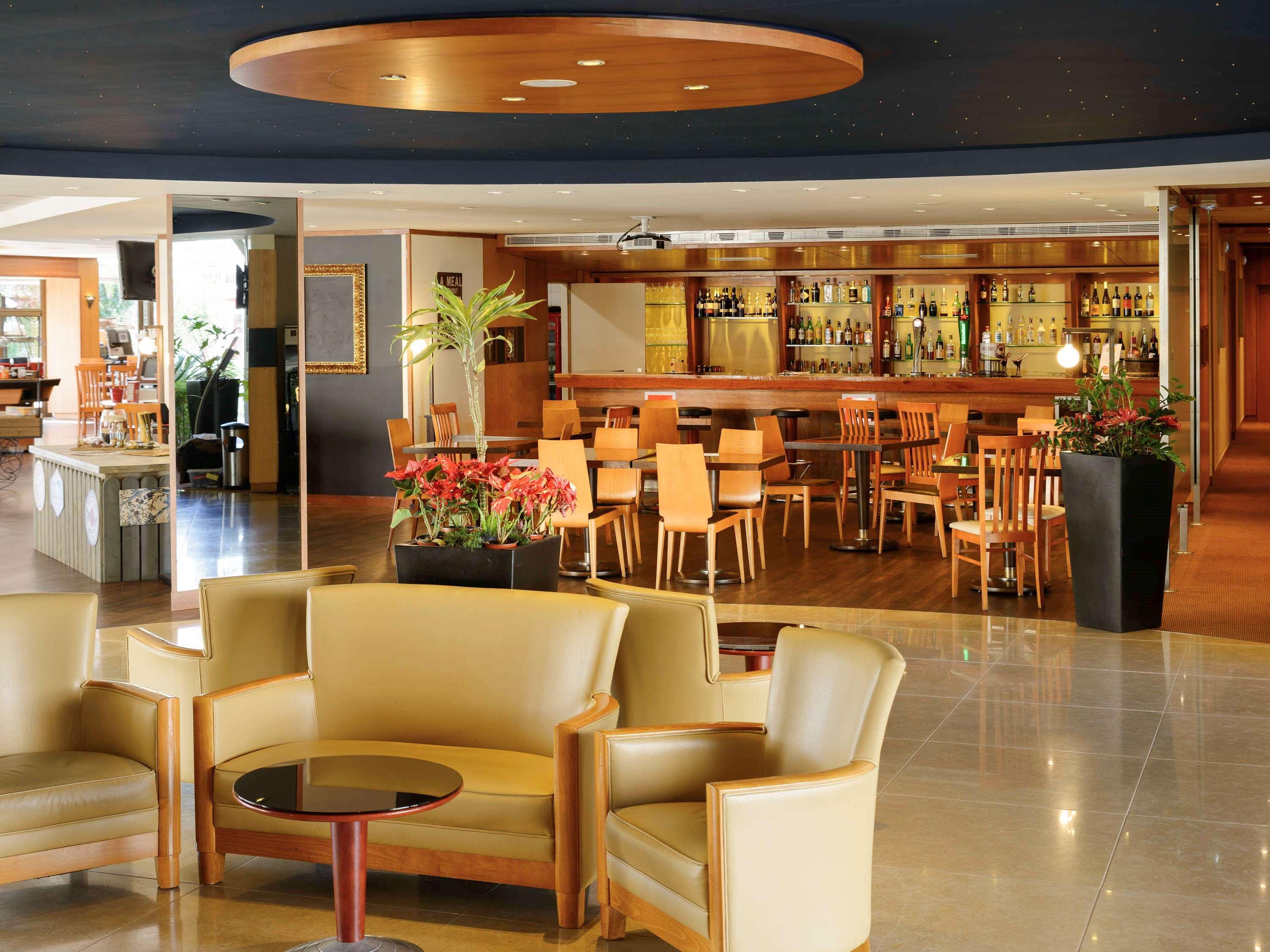 Novotel Porto Gaia Вила Нова ди Гая Екстериор снимка