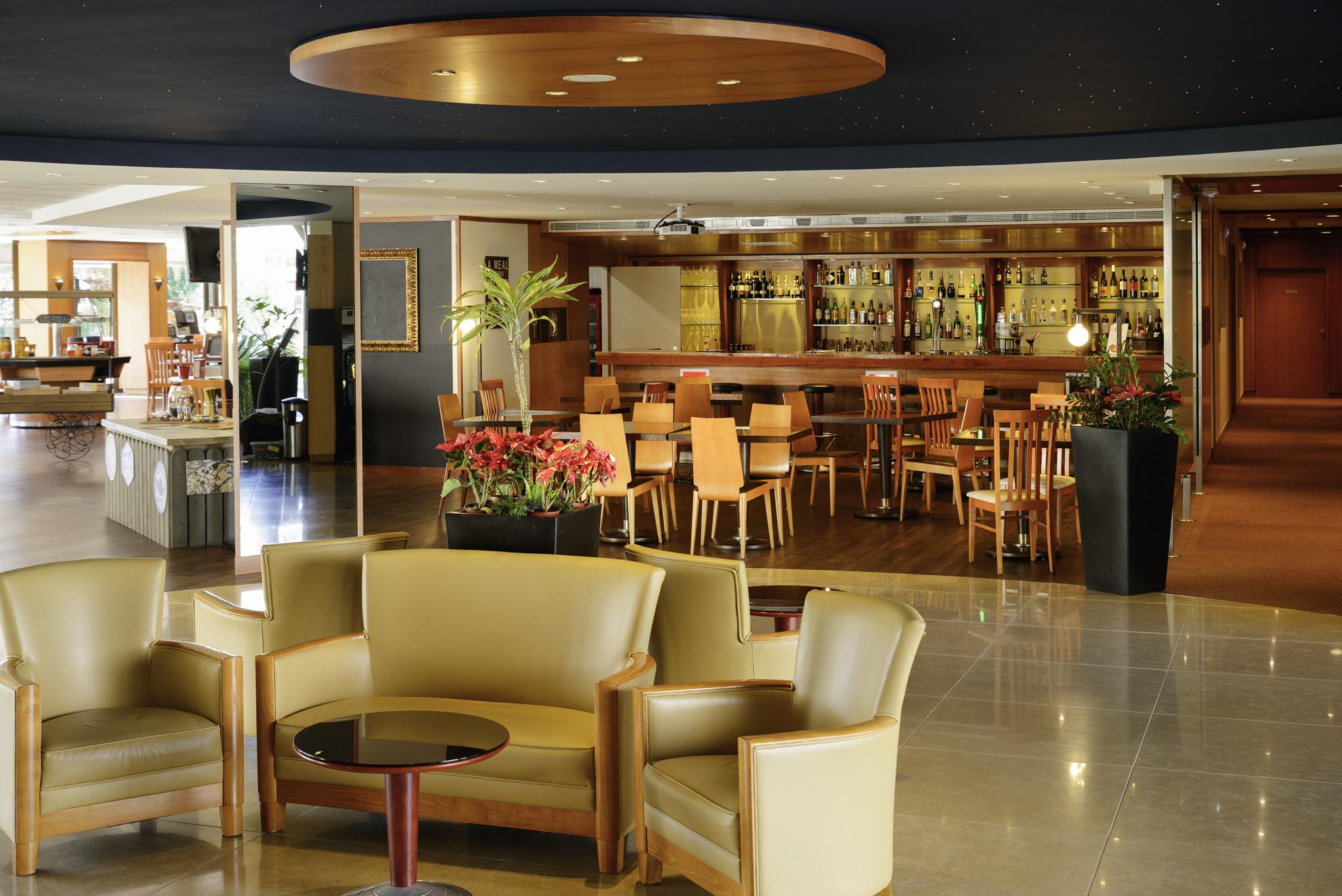 Novotel Porto Gaia Вила Нова ди Гая Екстериор снимка